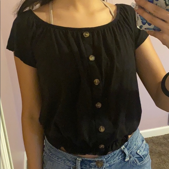 Black top - Picture 1 of 1